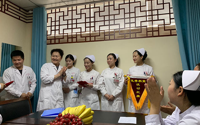 【5.12护士节】半岛平台客服,半岛（中国）举办茶话会白衣天使受表彰(图6)